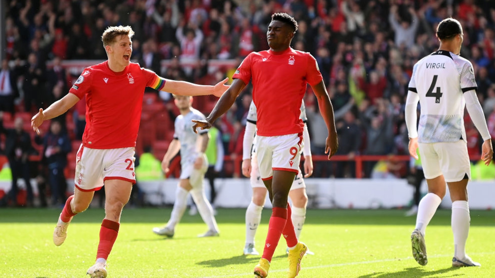 皇马再次向 皇马再次向